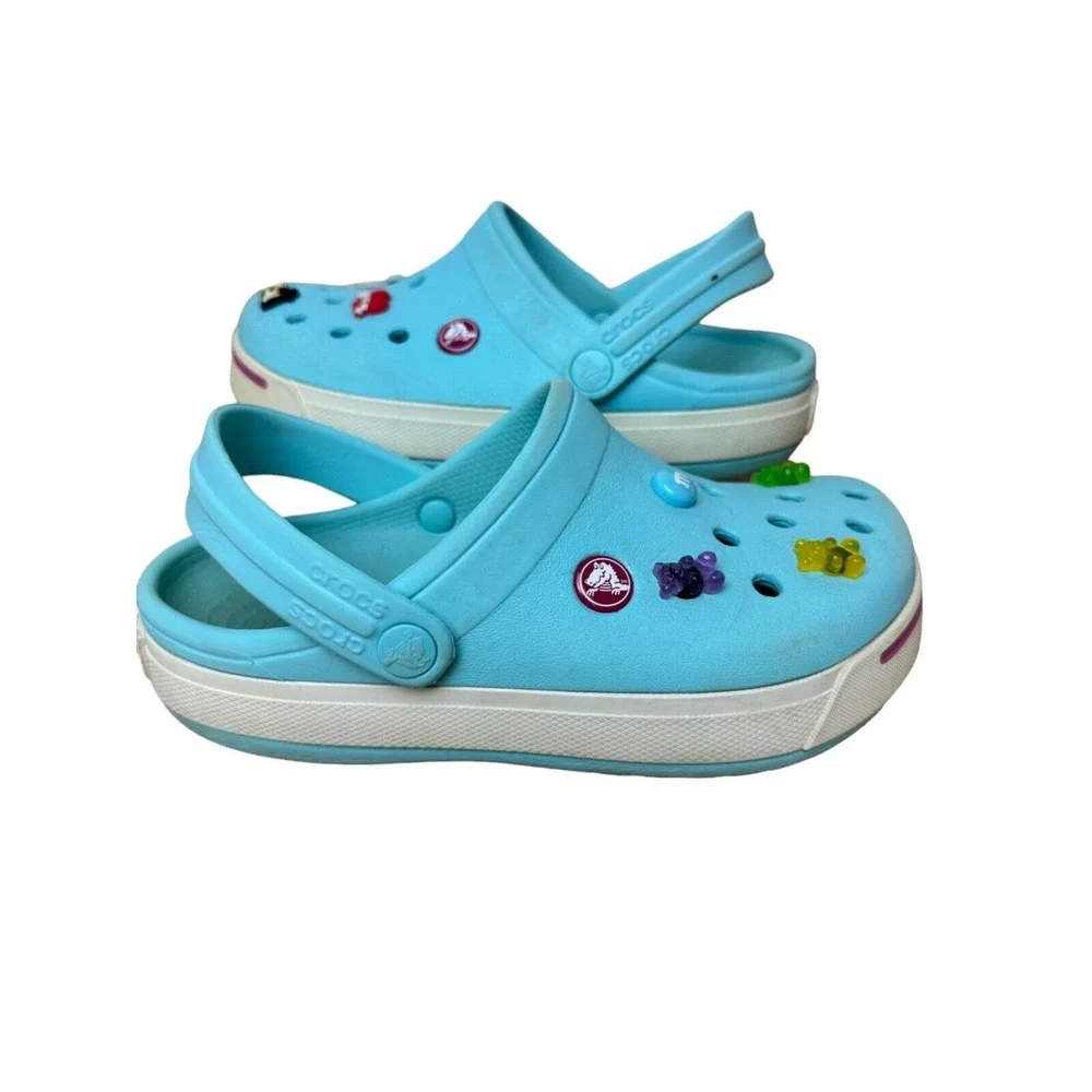 Crocs‎ Light Blue Size 3 w/ Charms